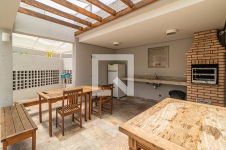 Apartamento à venda com 70m², 2 quartos e 1 vaga Apartamento à venda com 70m², 2 quartos e 1 vagaÁrea comum - Churrasqueira