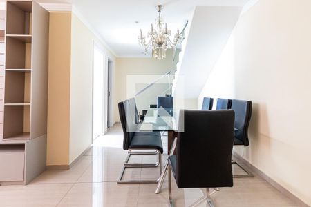 Sala de casa de condomínio para alugar com 3 quartos, 92m² em Jardim Umuarama, São Paulo