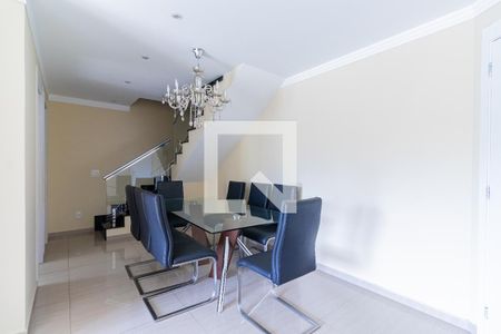 Sala de casa de condomínio para alugar com 3 quartos, 92m² em Jardim Umuarama, São Paulo