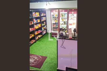 Studio para alugar com 28m², 1 quarto e sem vaga Studio para alugar com 28m², 1 quarto e sem vagaMercado