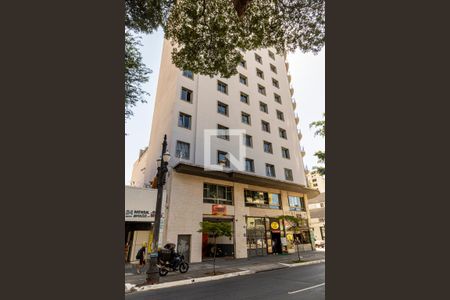 Studio para alugar com 28m², 1 quarto e sem vaga Studio para alugar com 28m², 1 quarto e sem vagaFachada