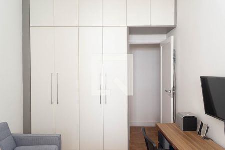 Quarto 1 de apartamento para alugar com 2 quartos, 60m² em Leblon, Rio de Janeiro