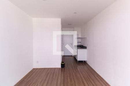 Sala/Quarto de kitnet/studio para alugar com 1 quarto, 23m² em Quarta Parada, São Paulo