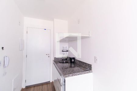 Cozinha de kitnet/studio para alugar com 1 quarto, 23m² em Quarta Parada, São Paulo