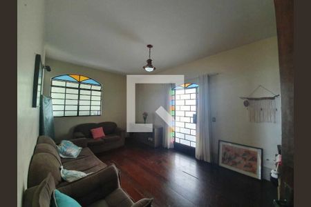 Casa à venda com 4 quartos, 222m² em Ipiranga, Belo Horizonte