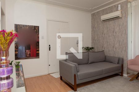 Sala de apartamento à venda com 2 quartos, 62m² em Rio Branco, Porto Alegre