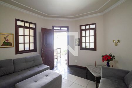 Sala 1 de casa para alugar com 2 quartos, 94m² em Santa Branca, Belo Horizonte