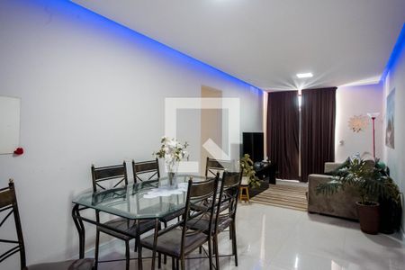 sala de apartamento para alugar com 3 quartos, 72m² em Jardim Santa Cruz (sacomã), São Paulo