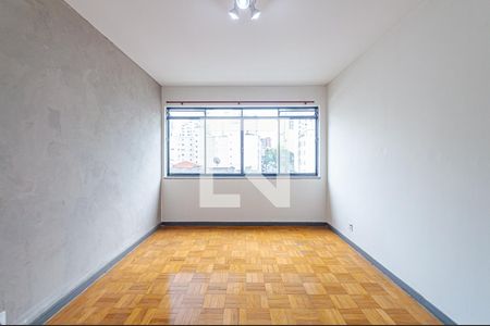 Apartamento à venda com 79m², 2 quartos e sem vagaSala