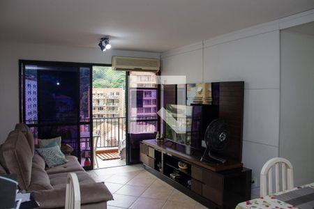 Apartamento à venda com 110m², 3 quartos e 2 vagasSala