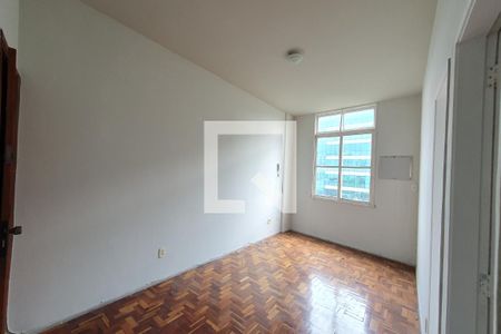 Sala  de apartamento à venda com 1 quarto, 33m² em Estácio, Rio de Janeiro