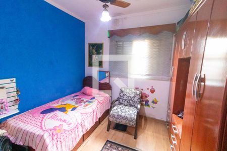 Casa à venda com 380m², 4 quartos e 2 vagas Casa à venda com 380m², 4 quartos e 2 vagasQuarto 2