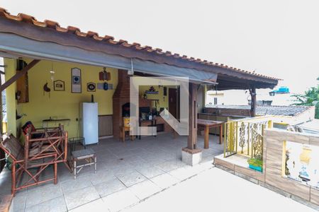 Casa à venda com 380m², 4 quartos e 2 vagas Casa à venda com 380m², 4 quartos e 2 vagasChurrasqueira