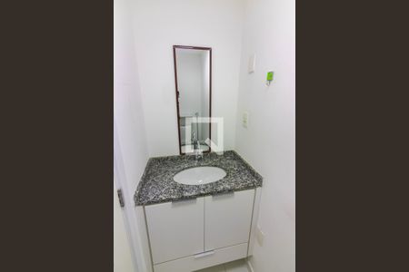 Banheiro de apartamento à venda com 1 quarto, 53m² em Santo Amaro, São Paulo