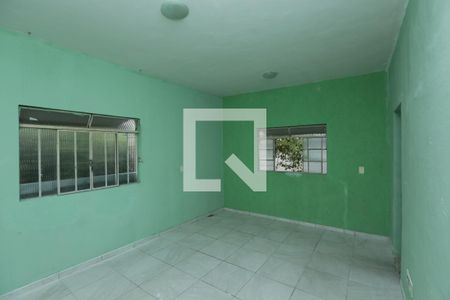 Sala de TV de casa para alugar com 3 quartos, 300m² em Nacional, Contagem