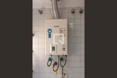 Apartamento à venda com 128m², 4 quartos e 3 vagas Apartamento à venda com 128m², 4 quartos e 3 vagasAquecedor