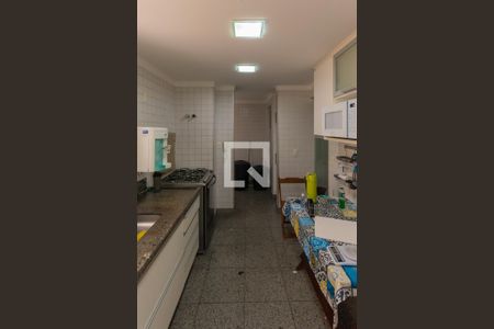 Apartamento à venda com 128m², 4 quartos e 3 vagas Apartamento à venda com 128m², 4 quartos e 3 vagasCozinha