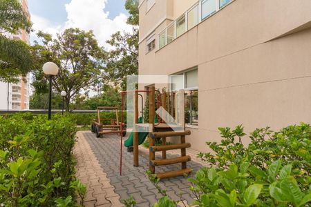 Apartamento à venda com 128m², 4 quartos e 3 vagas Apartamento à venda com 128m², 4 quartos e 3 vagasÁrea Comum - Playground