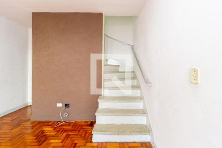 Escada de casa à venda com 2 quartos, 110m² em Parque da Mooca, São Paulo