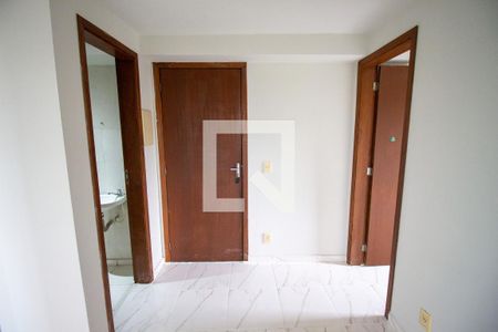 Sala de apartamento à venda com 3 quartos, 88m² em Vila Carmosina, São Paulo