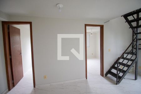 Sala de apartamento à venda com 3 quartos, 88m² em Vila Carmosina, São Paulo