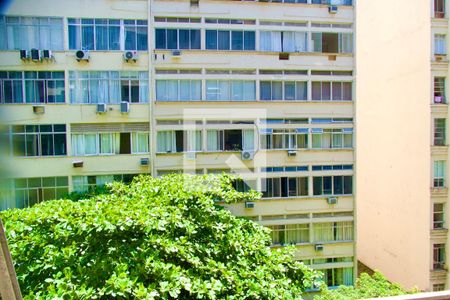 Sala vista  de apartamento para alugar com 1 quarto, 50m² em Copacabana, Rio de Janeiro