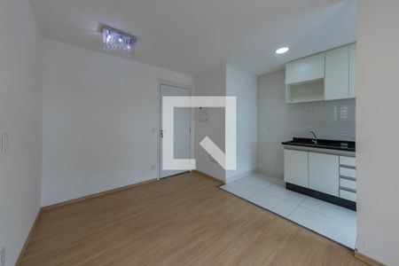 Sala / Cozinha de apartamento para alugar com 2 quartos, 47m² em Vila Prudente, São Paulo