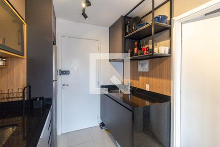 Sala e cozinha de casa de condomínio para alugar com 1 quarto, 30m² em Jardim da Glória, São Paulo