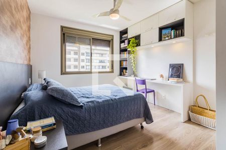 Dormitório de apartamento à venda com 3 quartos, 89m² em Cavalhada, Porto Alegre