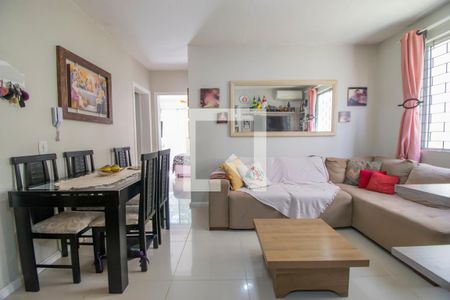 Sala de apartamento à venda com 2 quartos, 52m² em Olaria, Canoas
