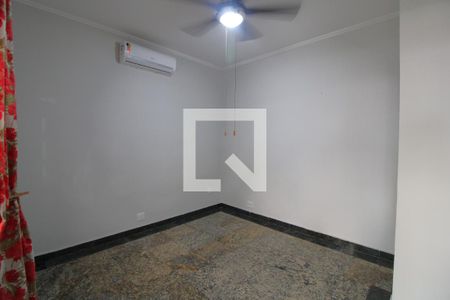 Sala de casa para alugar com 3 quartos, 250m² em Jardim Santa Cruz (campo Grande), São Paulo