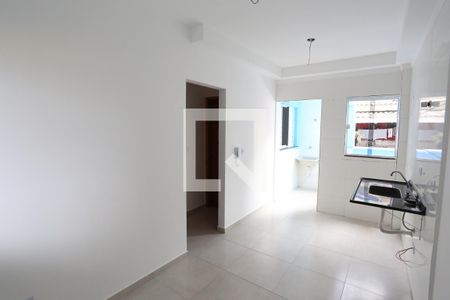 Sala/Cozinha de apartamento para alugar com 2 quartos, 42m² em Parque das Paineiras, São Paulo
