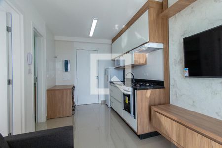 Sala/Cozinha de apartamento para alugar com 1 quarto, 28m² em Portão, Curitiba