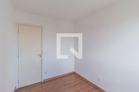 Quarto 1 de apartamento para alugar com 2 quartos, 44m² em Parque Jandaia, Carapicuíba