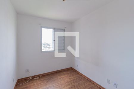 Quarto 2 de apartamento para alugar com 2 quartos, 44m² em Parque Jandaia, Carapicuíba