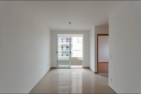 Sala de apartamento para alugar com 2 quartos, 48m² em Planalto, Belo Horizonte