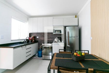 Cozinha de casa de condomínio para alugar com 2 quartos, 65m² em Penha de França, São Paulo