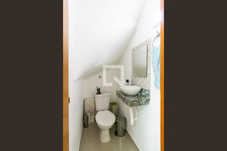 Lavabo de casa de condomínio para alugar com 2 quartos, 65m² em Penha de França, São Paulo
