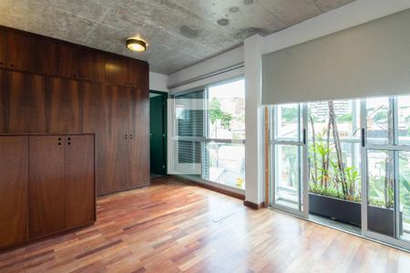 Suíte  de apartamento à venda com 1 quarto, 110m² em Vila Madalena, São Paulo