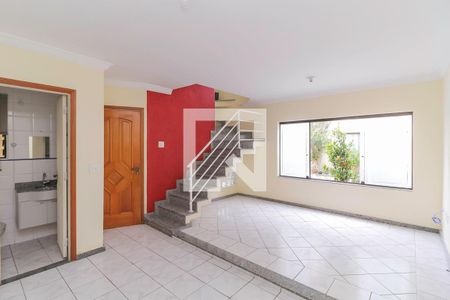 Sala de casa de condomínio para alugar com 3 quartos, 120m² em Parque Independência, São Paulo