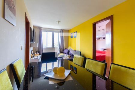 Sala de apartamento à venda com 3 quartos, 60m² em Itaquera, São Paulo