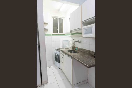 Sala e Cozinha de kitnet/studio à venda com 1 quarto, 35m² em Centro, Niterói