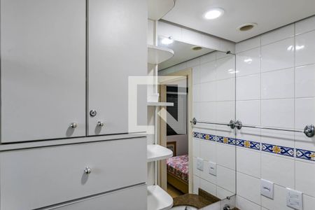 Banheiro  de kitnet/studio para alugar com 1 quarto, 25m² em Vila Oliveira, Mogi das Cruzes