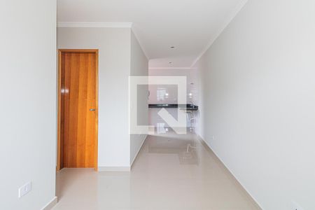 Sala e Cozinha de apartamento para alugar com 2 quartos, 108m² em Vila Nivi, São Paulo