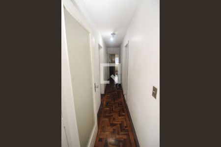 Corredor de apartamento à venda com 3 quartos, 118m² em Floresta, Porto Alegre