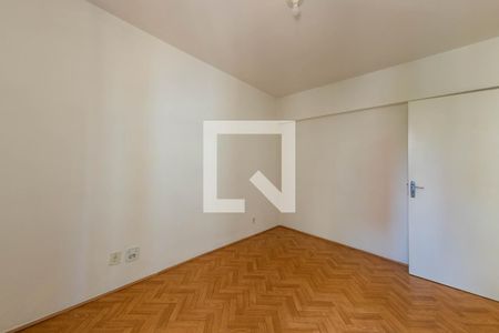 Quarto 1 de apartamento para alugar com 2 quartos, 59m² em Parque Tomas Saraiva, São Paulo