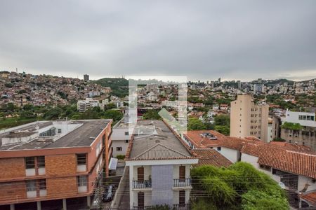 Sala 1 de apartamento para alugar com 3 quartos, 115m² em Vila Paris, Belo Horizonte