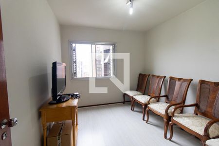Quarto 1 de apartamento para alugar com 3 quartos, 183m² em Batel, Curitiba
