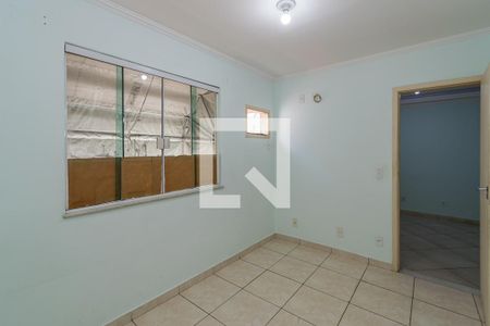 Quarto 1 de apartamento para alugar com 2 quartos, 70m² em Brás de Pina, Rio de Janeiro