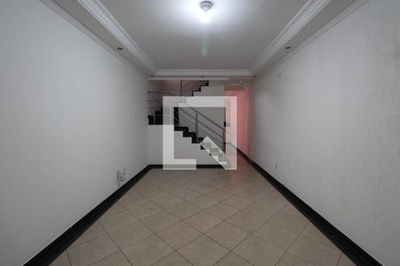 Sala de casa à venda com 3 quartos, 180m² em Vila Carlos de Campos, São Paulo